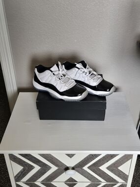 MAKE OFFER Jordan 11